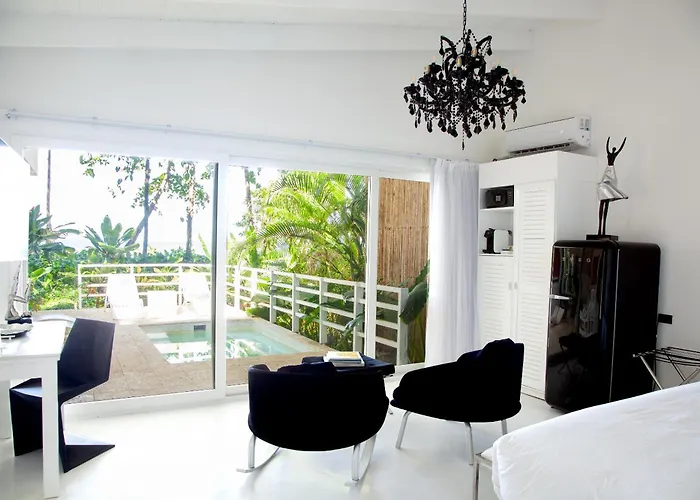 Le Cameleon Hotel
